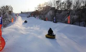 小型滑雪场没有压雪机怎么办？