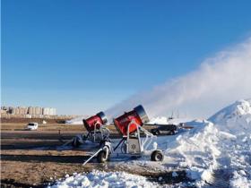 建设滑雪场租赁和购买造雪机哪个更划算